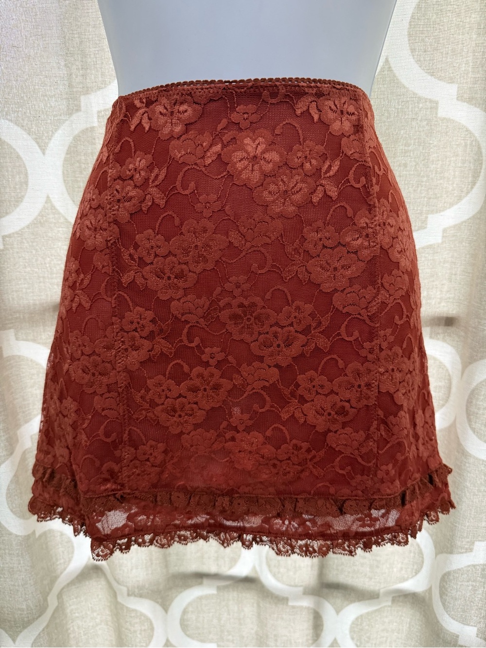 INTIMATELY FREE PEOPLE Unlined Ruffle Lace Mini Skirt Rust Brown